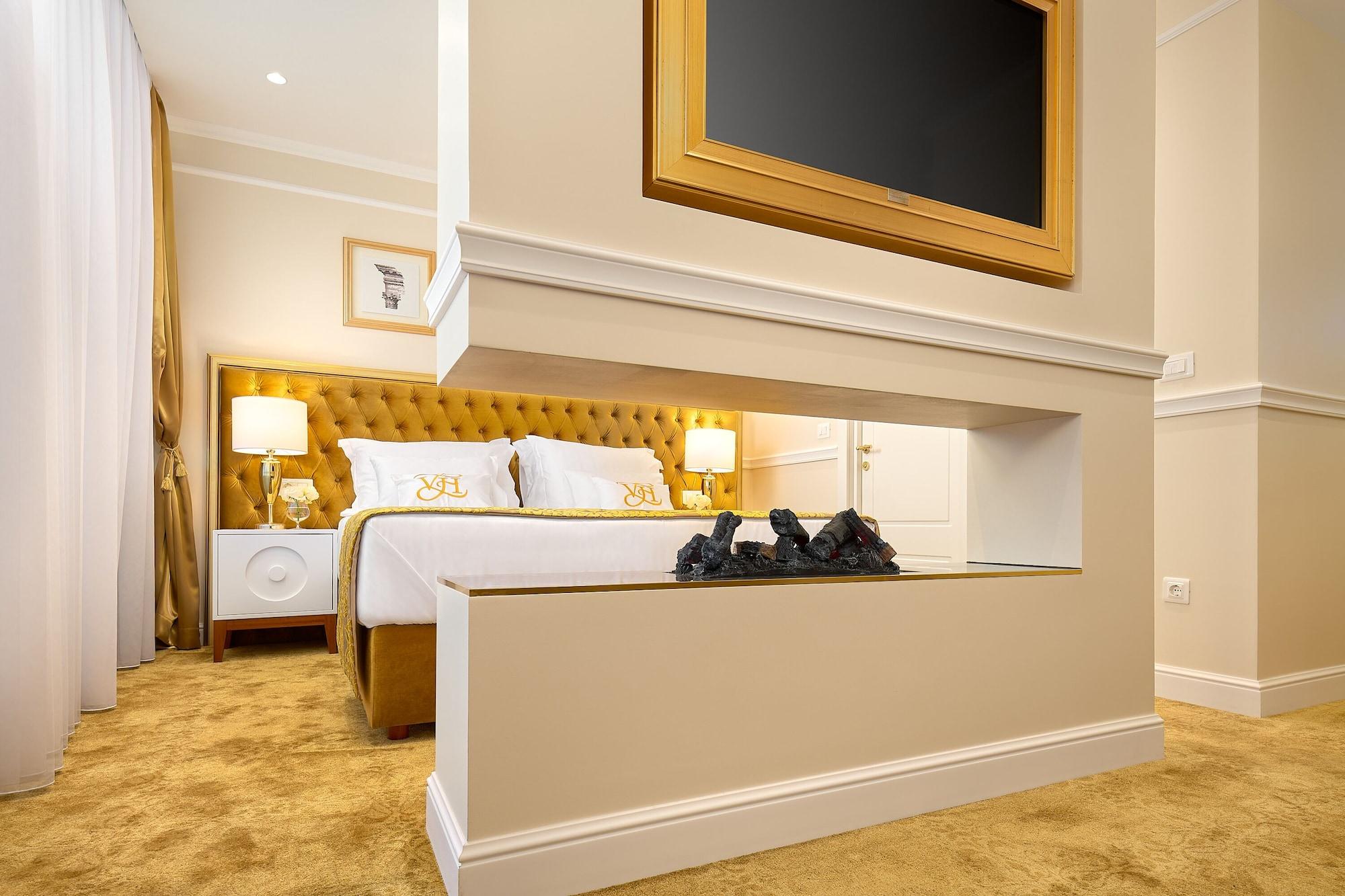 โฮเต็ล วิลลา ฮาร์โมนี Hotel สปลิท ภายนอก รูปภาพ